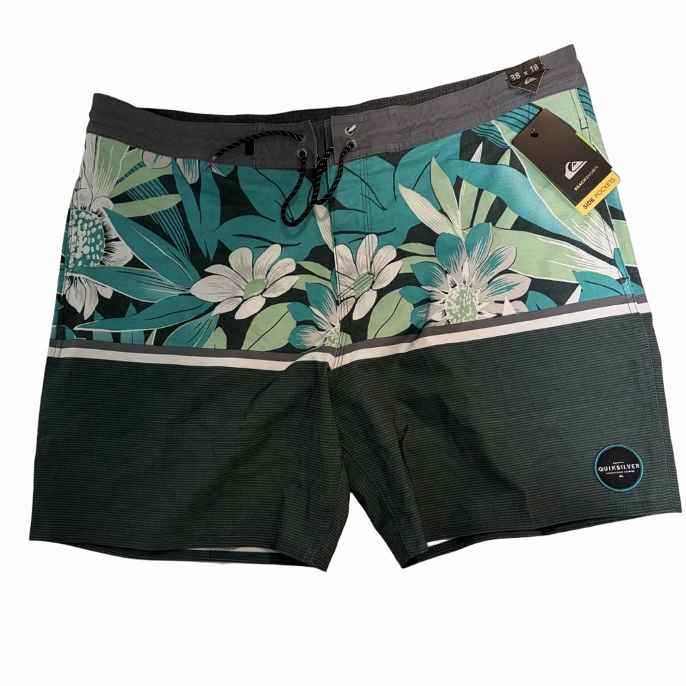 NWT QUIKSILVER SZ 38 Mens Board Shorts w/Pockets, Drawstring Swim Vacation Beach